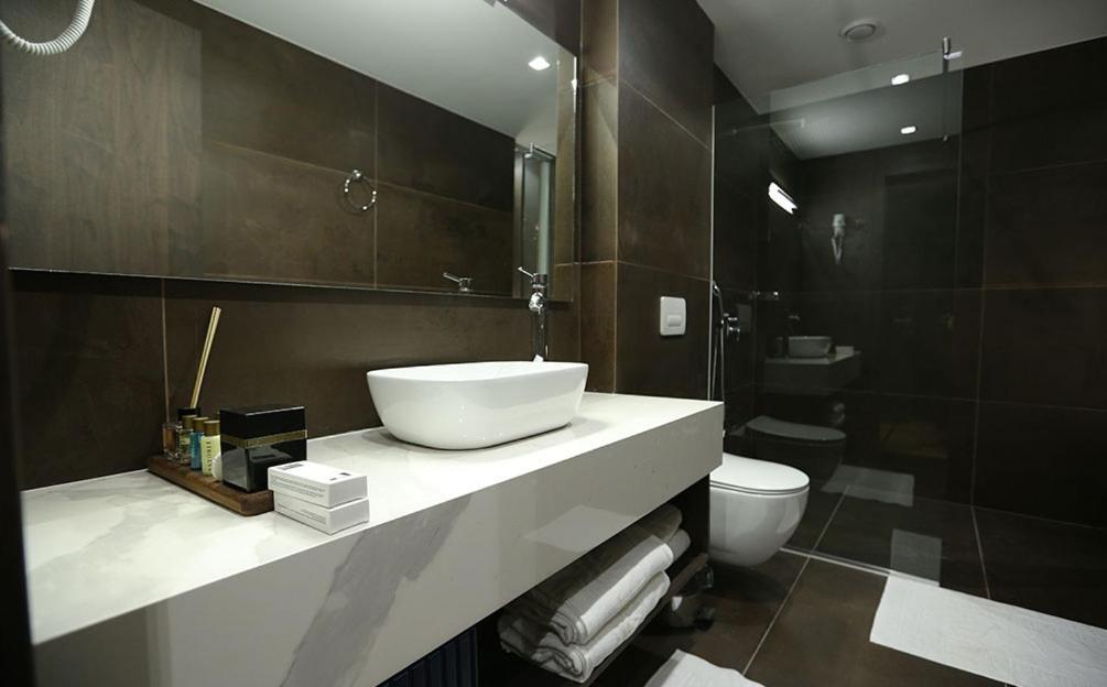 Astoria Luxury & Spa Gjilan Экстерьер фото